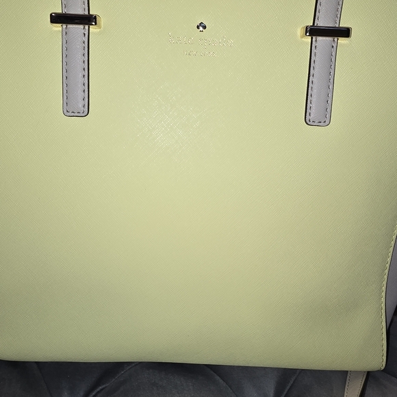 Euc Kate spade cedar street Hayden satchel bag - Picture 2 of 5